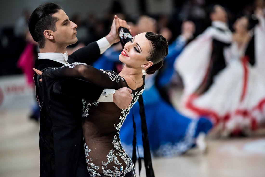 ballroom-couple